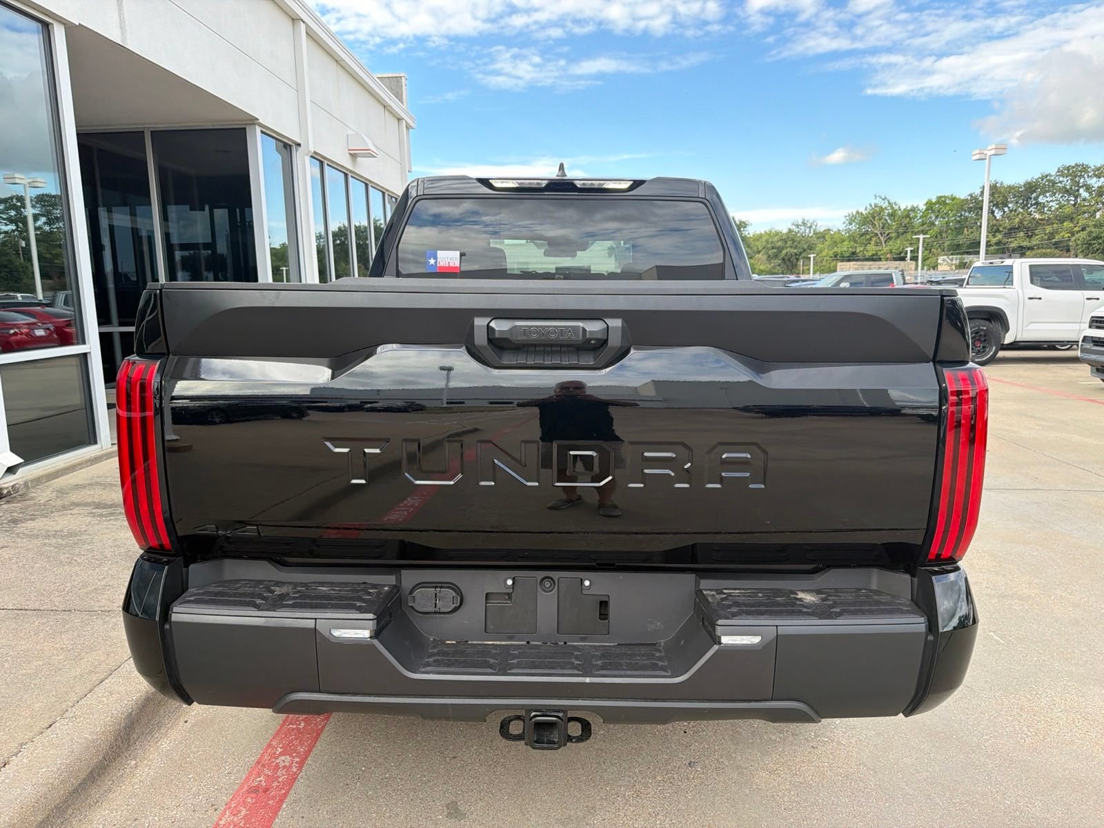 Used 2026 Toyota Tundra SR AWD/4WD image 5