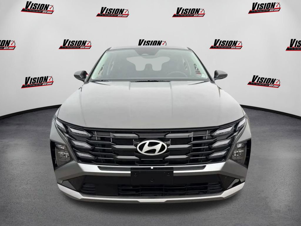 Used 2025 Hyundai Tucson SE video 2