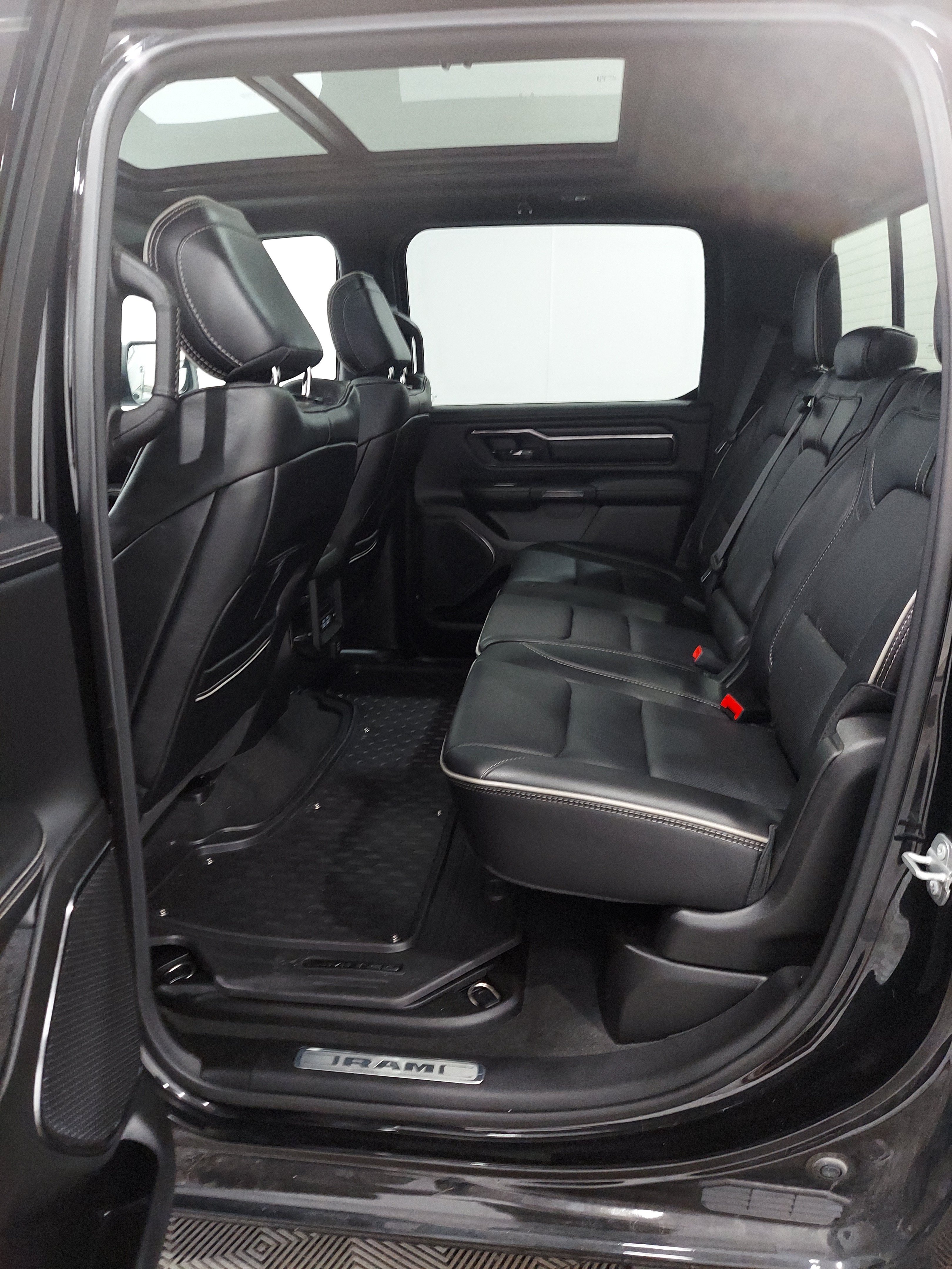 Used 2022 RAM 1500 Limited w/ Bed Utility Group AWD/4WD image 14