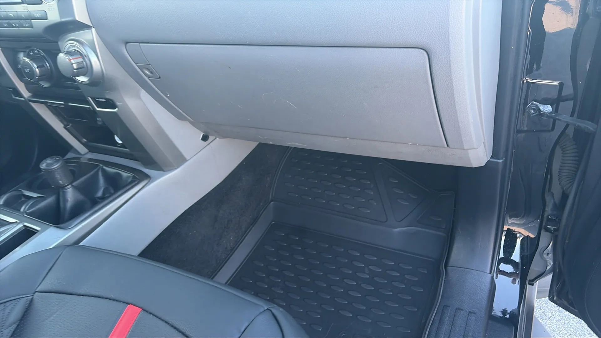 Used 2011 Toyota 4Runner SR5 image 34