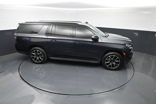 Used 2023 Chevrolet Suburban RST RWD image 20