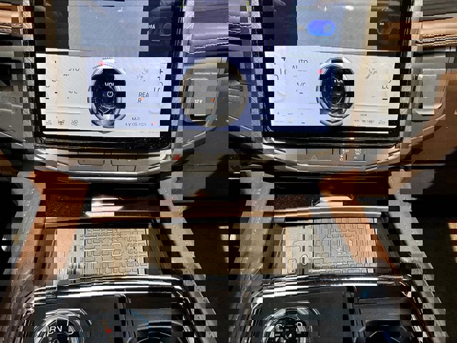 Used 2022 Ford Expedition King Ranch image 24