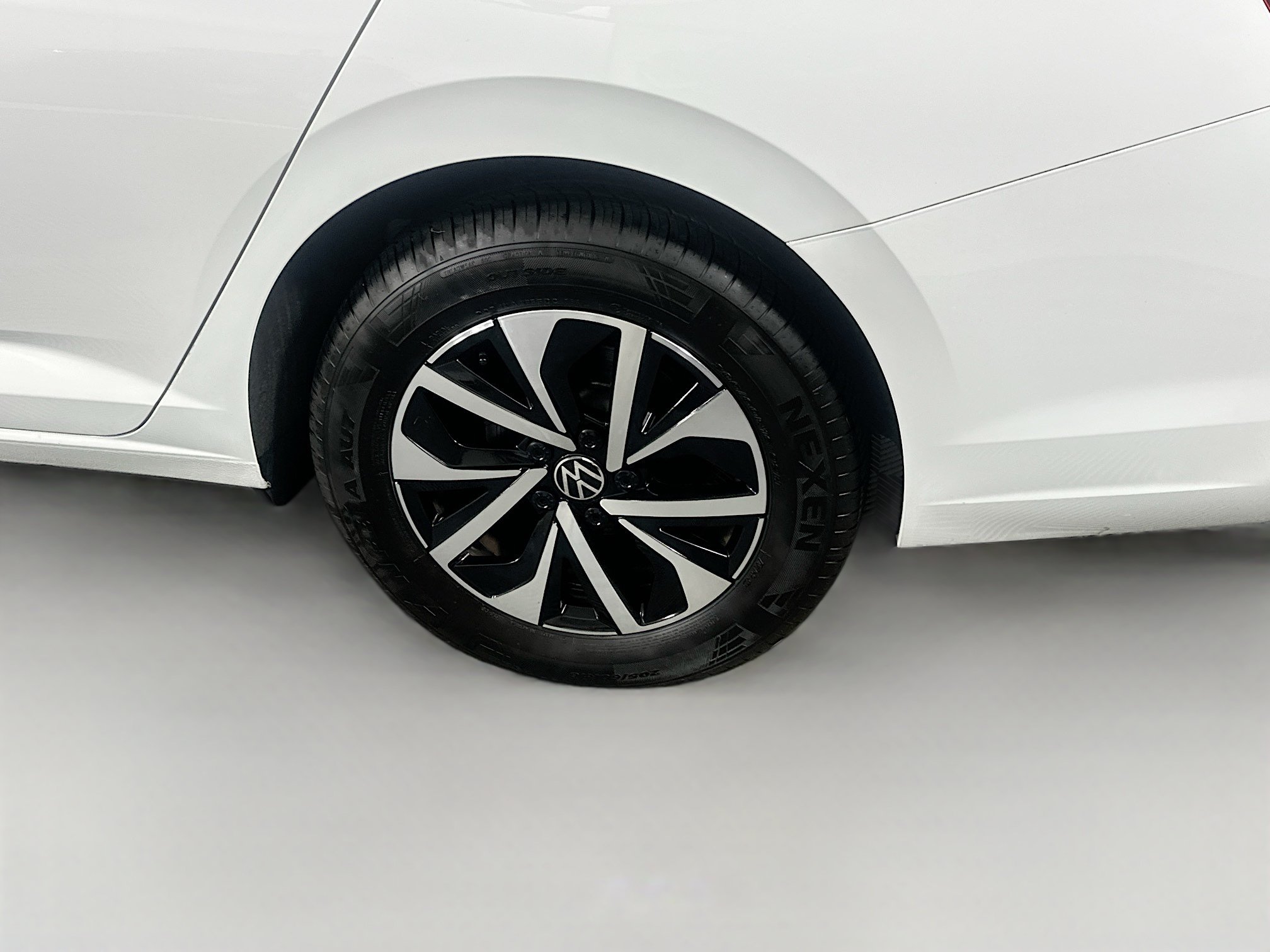 Used 2025 Volkswagen Jetta S FWD image 11