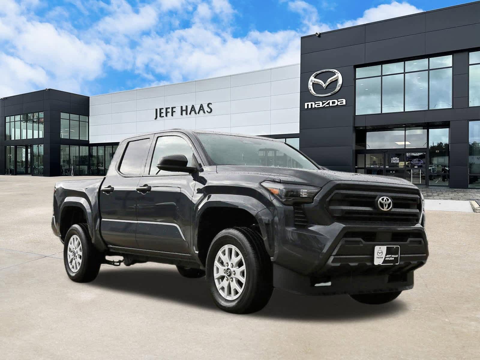 Used 2025 Toyota Tacoma SR w/ SR Upgrade Package RWD image 4