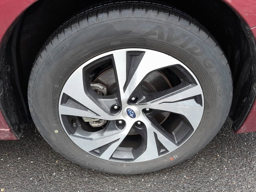 Certified 2025 Subaru Legacy Premium image 40