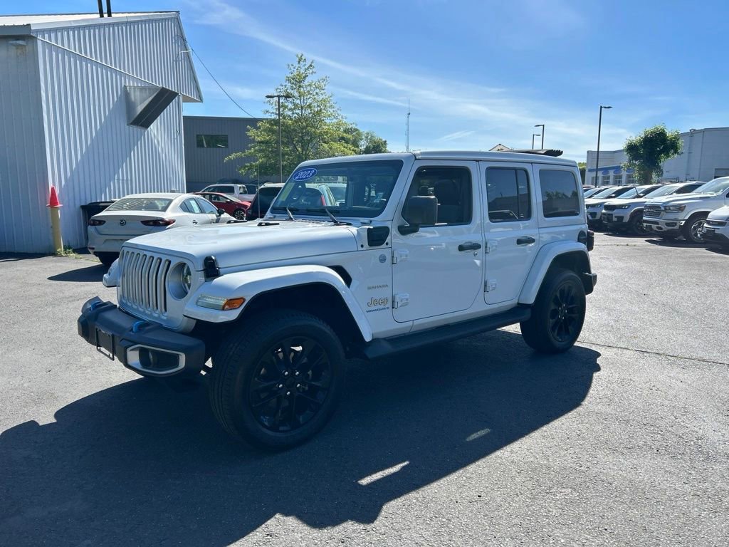 Used 2023 Jeep Wrangler Unlimited Sahara AWD/4WD image 8
