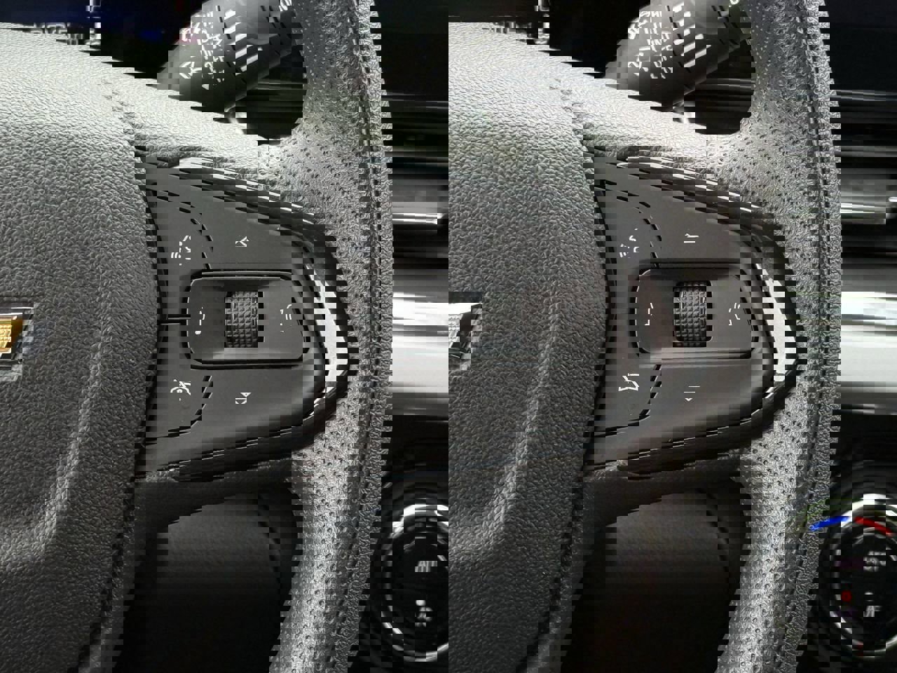 Certified 2024 Chevrolet Trax LT image 14