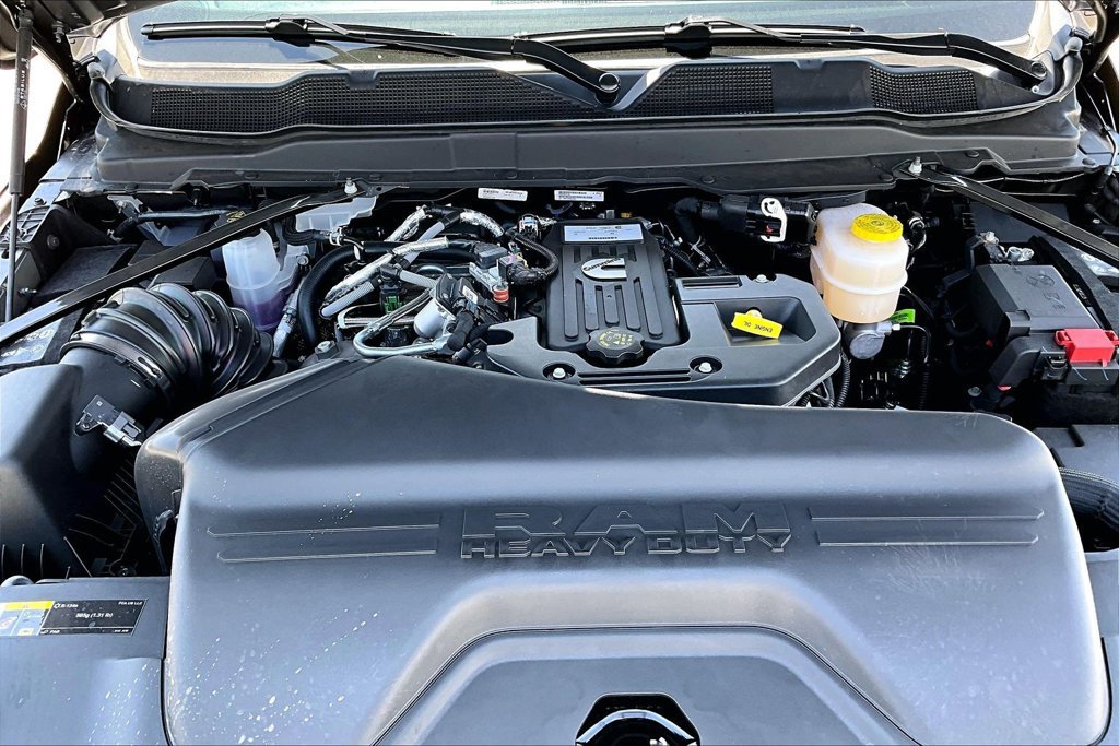 New 2026 RAM 2500 Tradesman AWD/4WD image 31