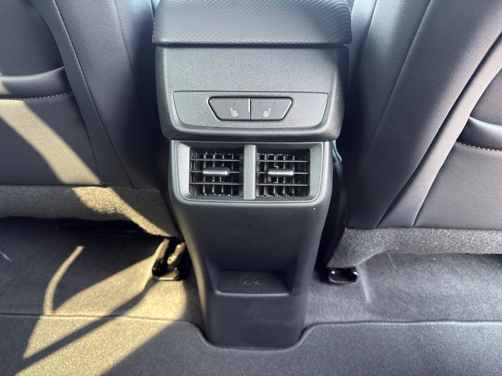 New 2027 Chevrolet Equinox RS w/ Convenience Package III AWD/4WD image 12