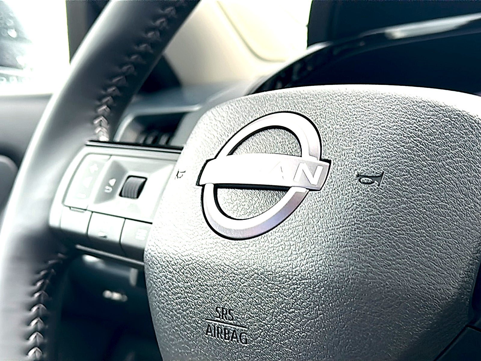New 2026 Nissan Pathfinder SL w/ SL Premium Package FWD image 22