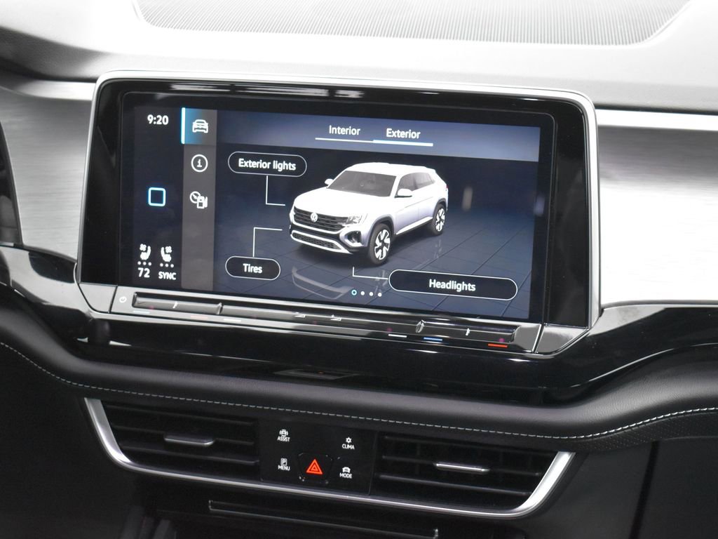 Used 2024 Volkswagen Atlas Cross Sport SE FWD image 20