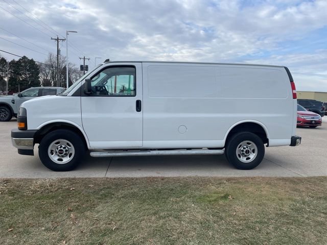 Used 2023 GMC Savana 2500 w/ Driver Convenience Package image 8