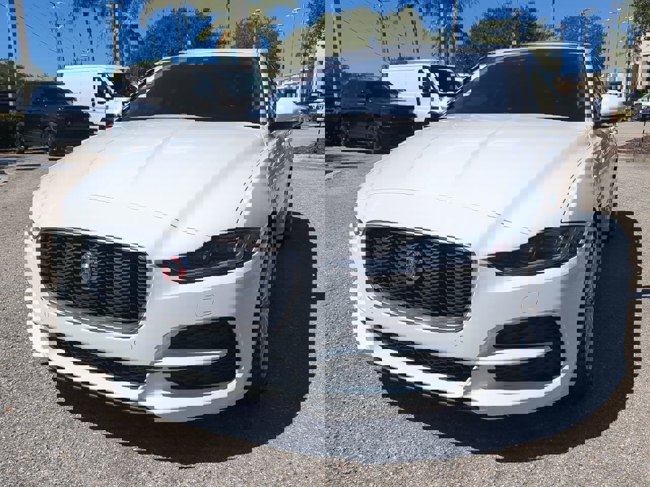 Used 2020 Jaguar XE S image 9