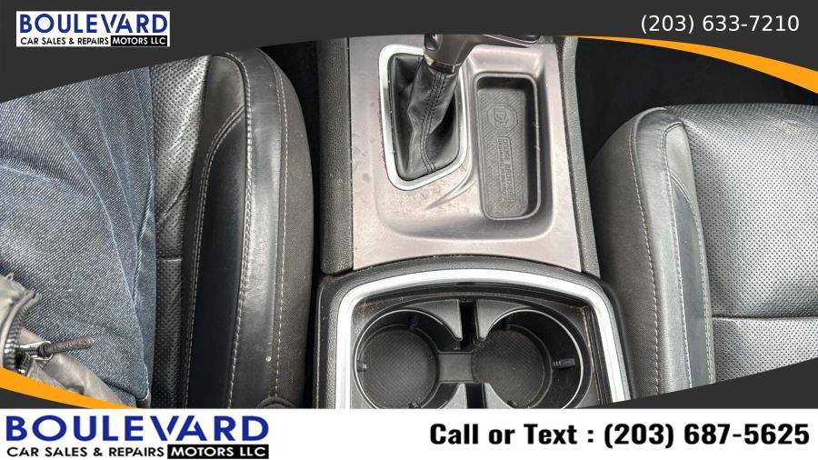 Used 2022 Dodge Charger SXT w/ Leather Interior Group RWD image 18