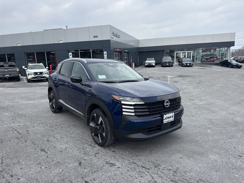 New 2026 Nissan Kicks SR w/ SR Premium Package FWD image 2
