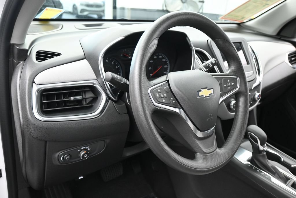 Used 2024 Chevrolet Equinox LS w/ Sport Edition FWD image 14
