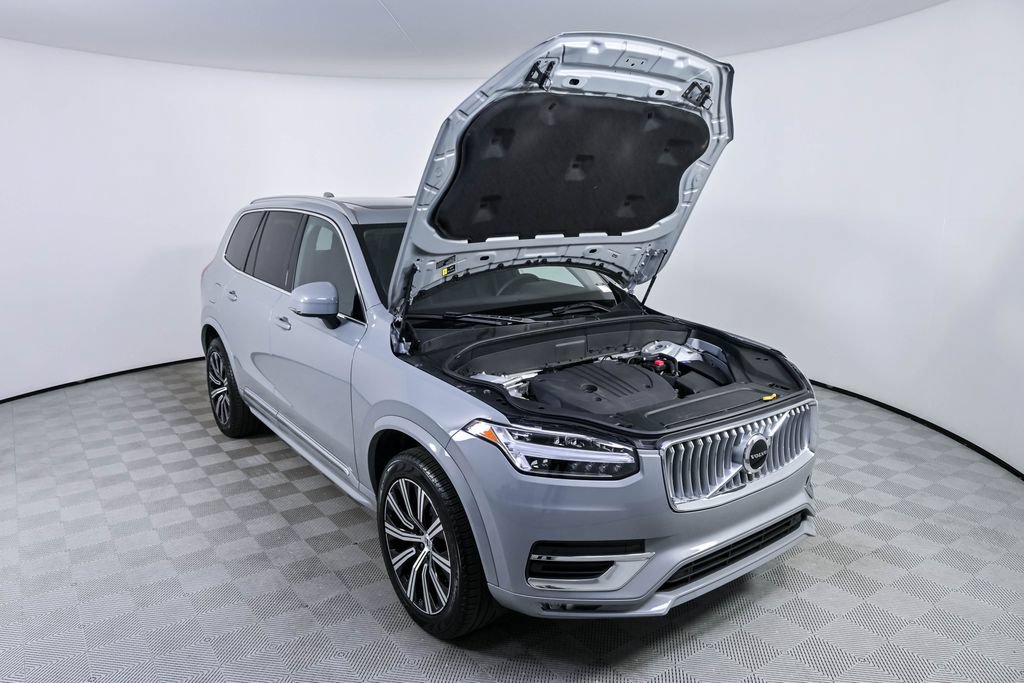 Certified 2025 Volvo XC90 B5 Core AWD/4WD image 35