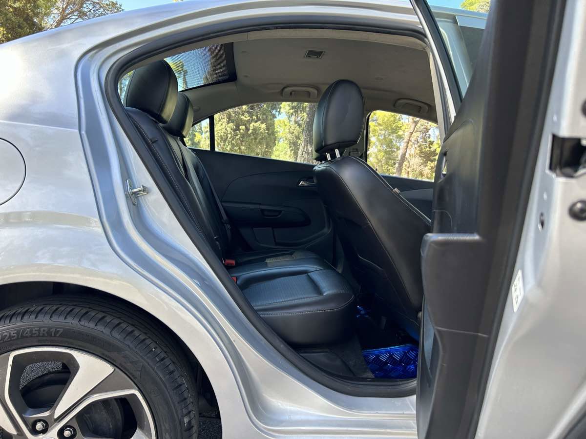 Used 2017 Chevrolet Sonic Premier image 25