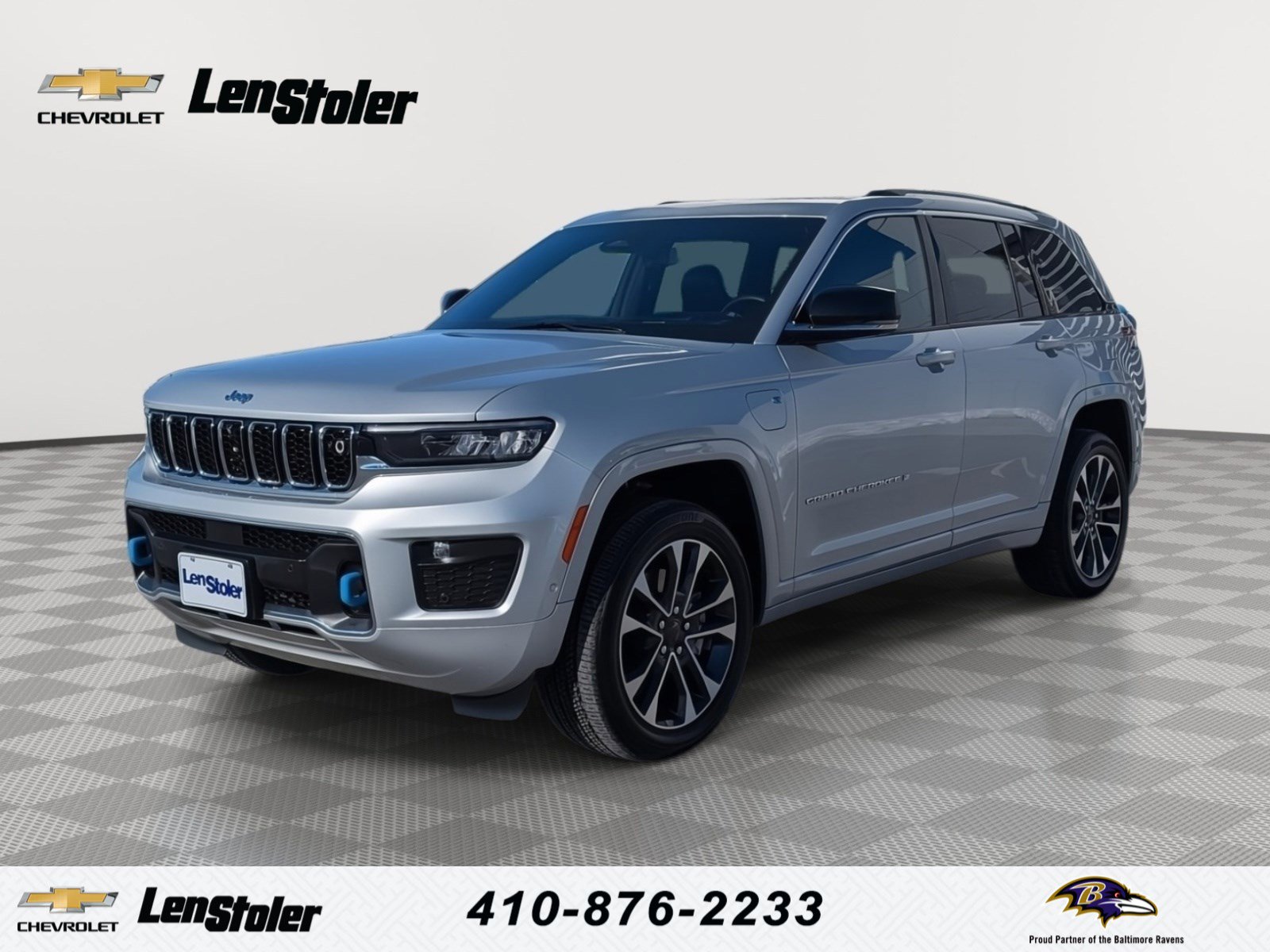 Used 2023 Jeep Grand Cherokee Overland w/ Advanced Protech Group III image 1
