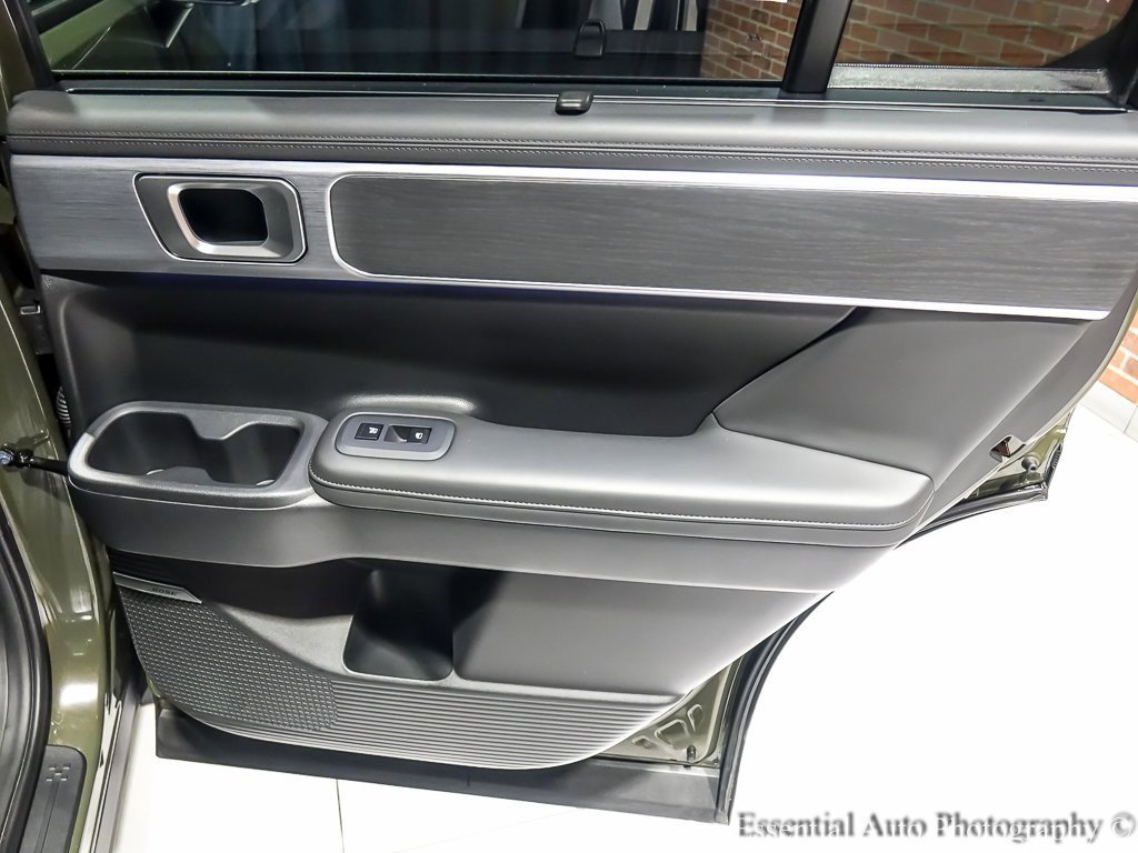 Used 2024 Hyundai Santa Fe Limited image 34