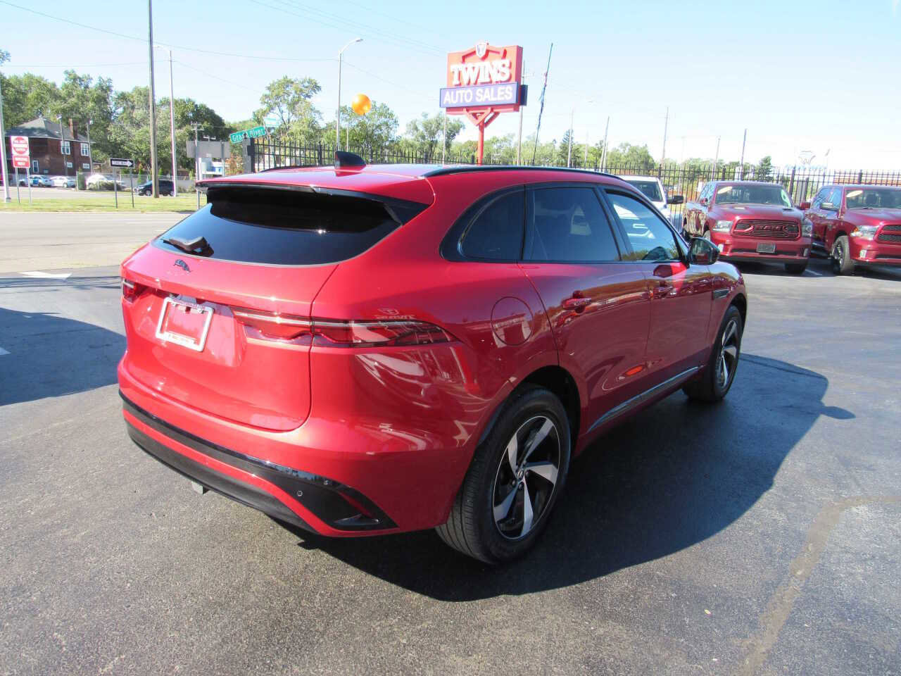 Used 2024 Jaguar F-PACE R-Dynamic S image 6