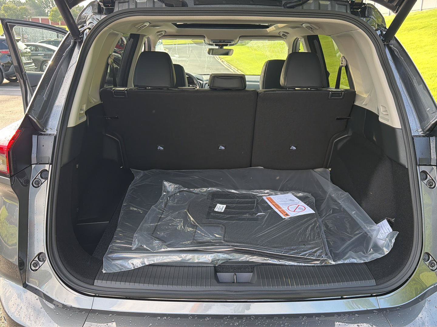 New 2026 Nissan Rogue Dark Armor FWD image 33