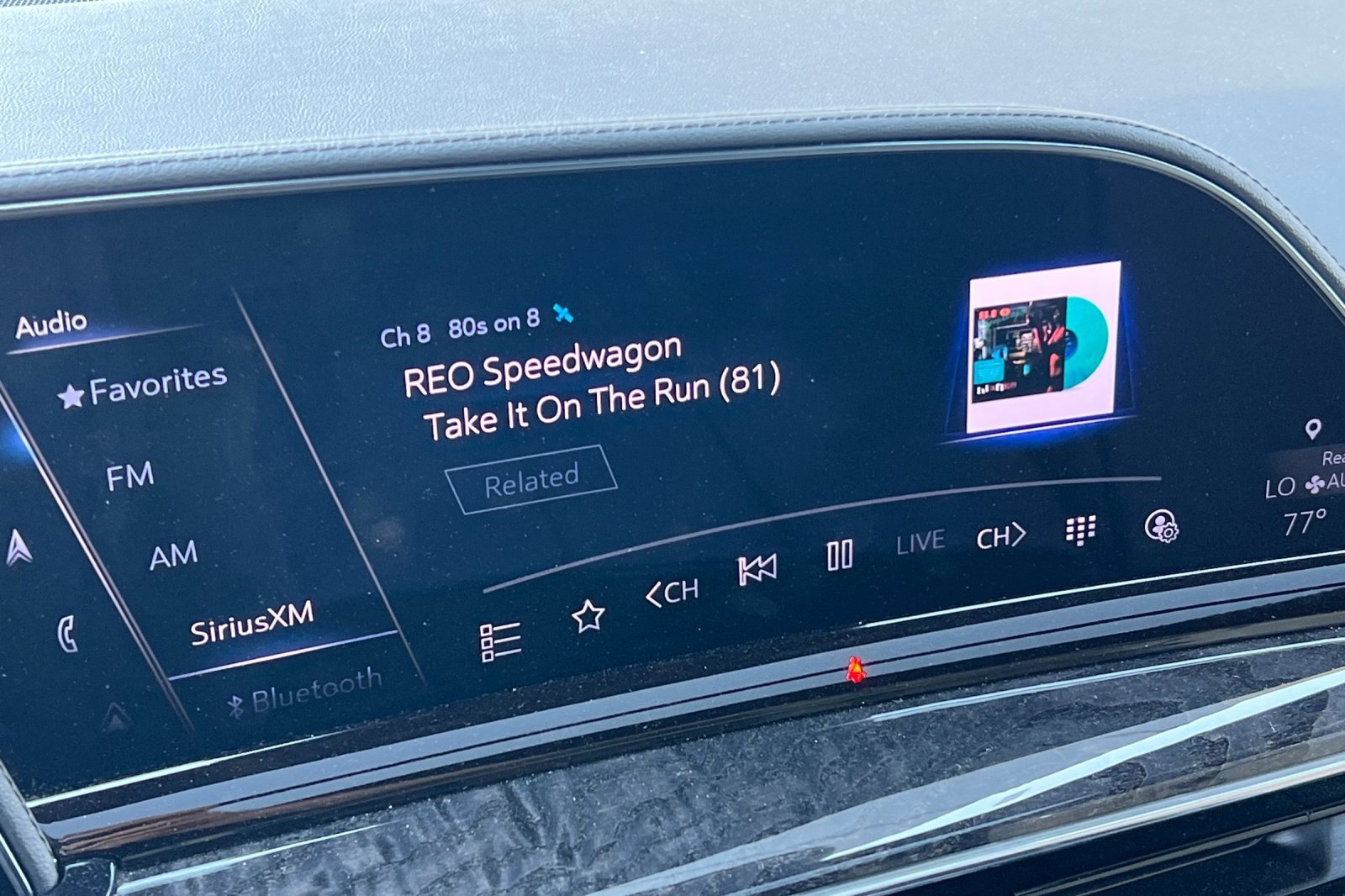 Used 2023 Cadillac Escalade Premium Luxury w/ Performance Package image 26