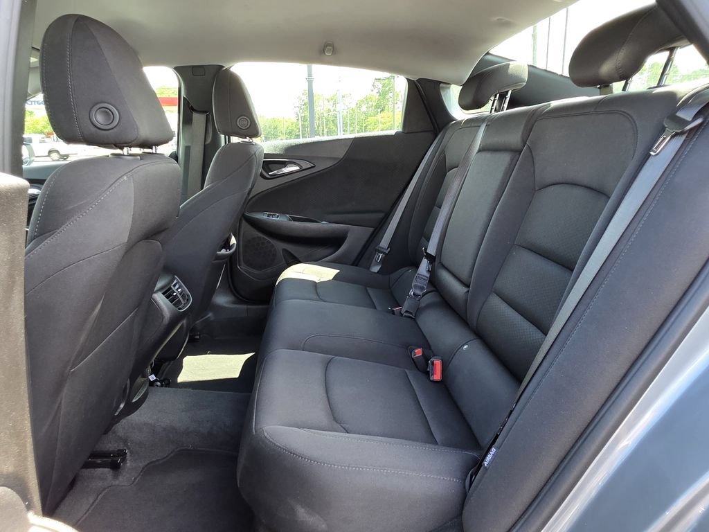 Used 2024 Chevrolet Malibu LT FWD image 13