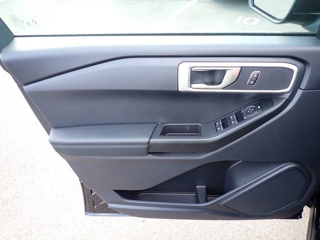 New 2025 Ford Explorer 4WD Police Interceptor image 16