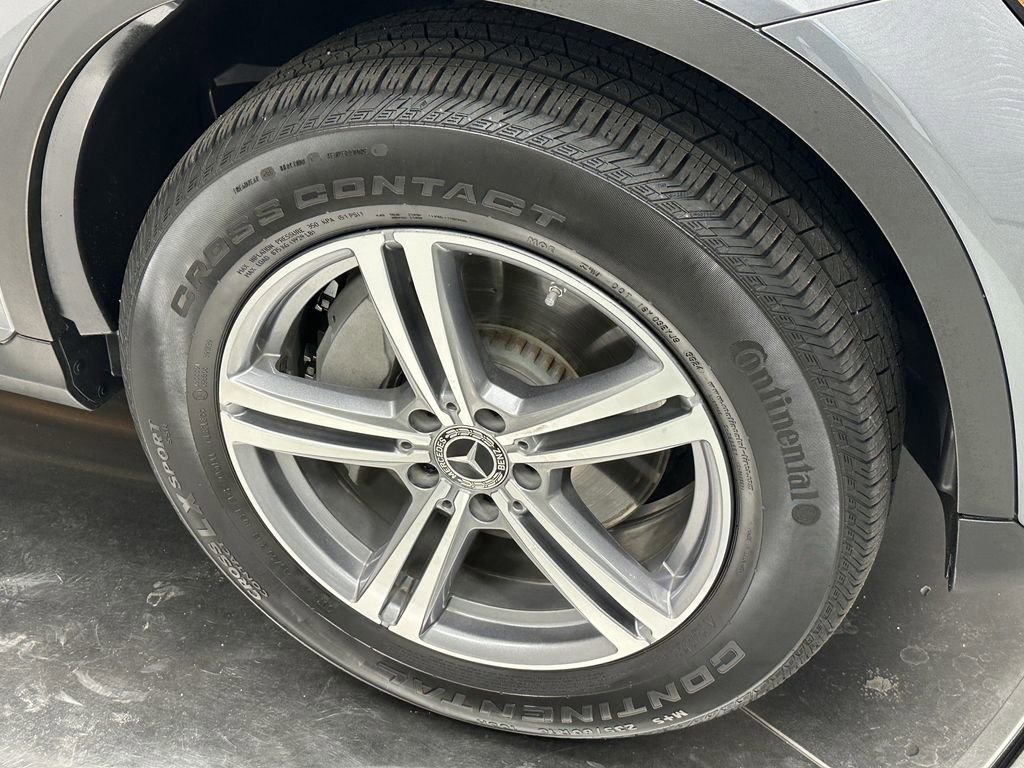 Certified 2022 Mercedes-Benz GLC 300 image 13