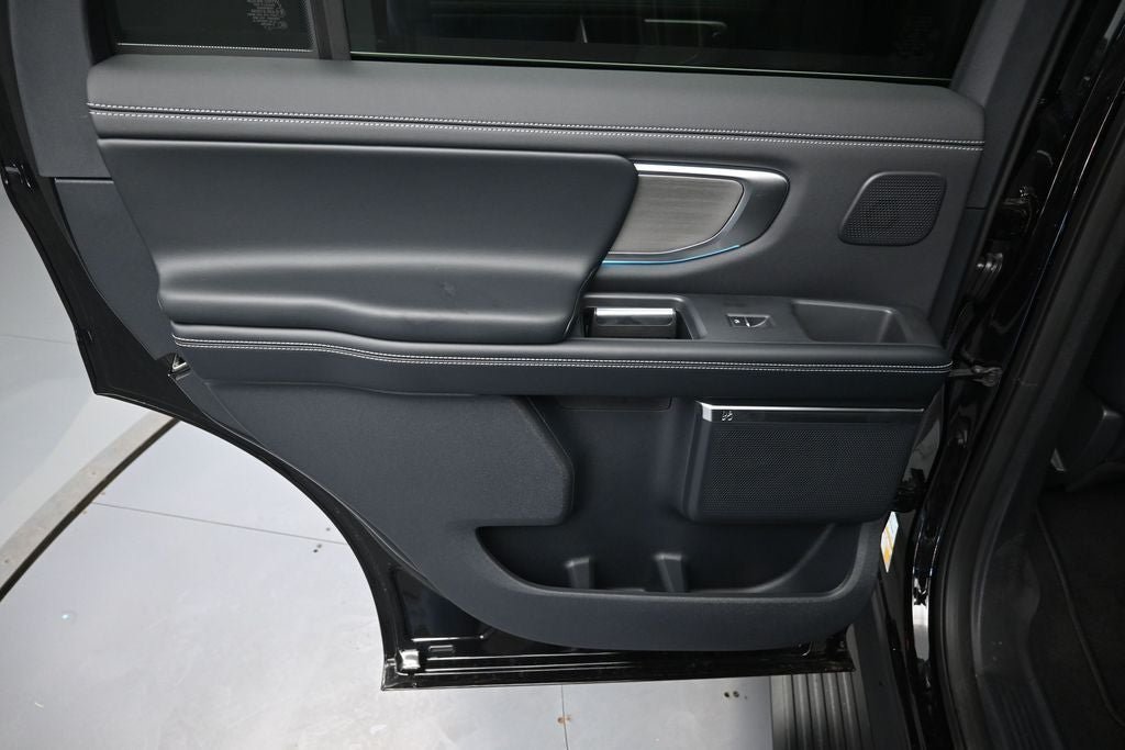 New 2026 Ford Expedition Platinum w/ Driver's Package AWD/4WD image 31