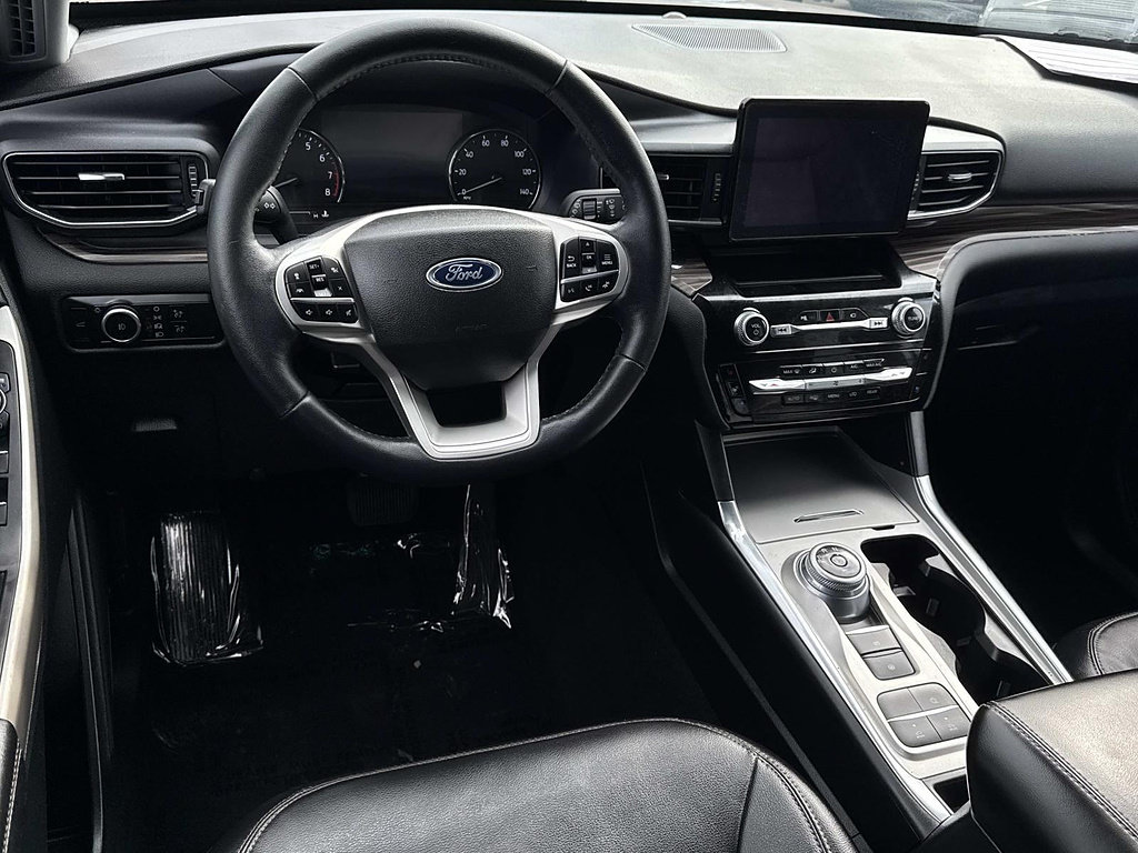 Certified 2023 Ford Explorer Limited RWD image 7