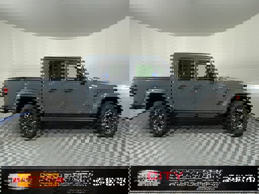 New 2026 Jeep Gladiator Sport image 8