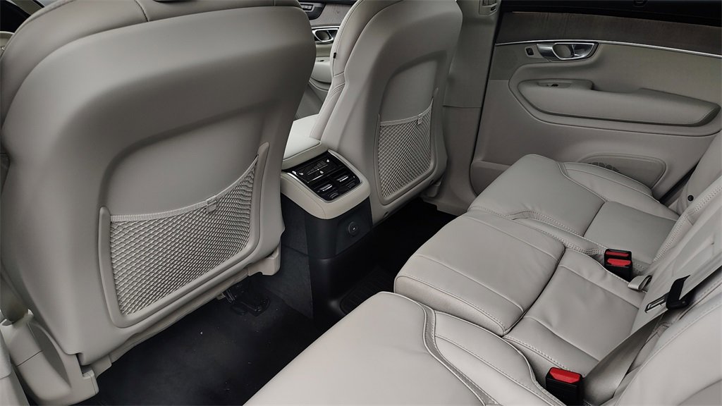 New 2026 Volvo XC90 T8 Ultra w/ Protection Package Premier image 29