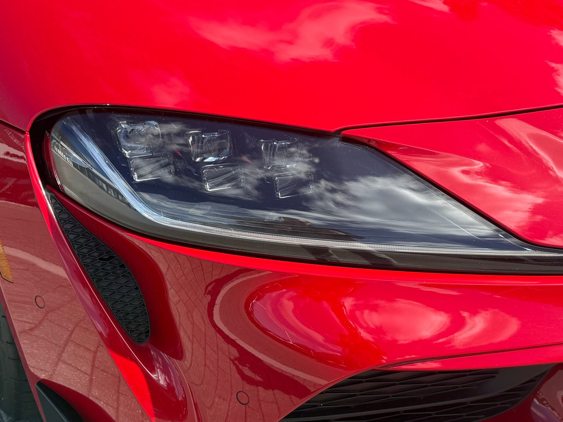 Used 2024 Toyota Supra Premium w/ Driver Assist Package image 32