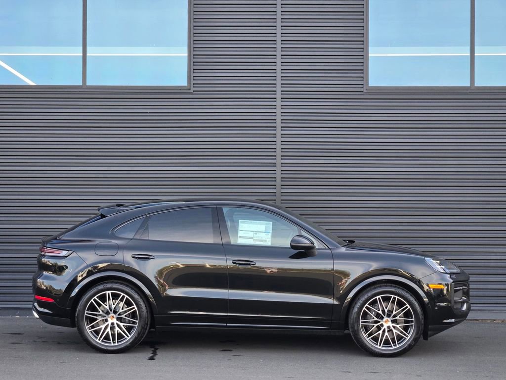New 2026 Porsche Cayenne Coupe AWD/4WD image 8