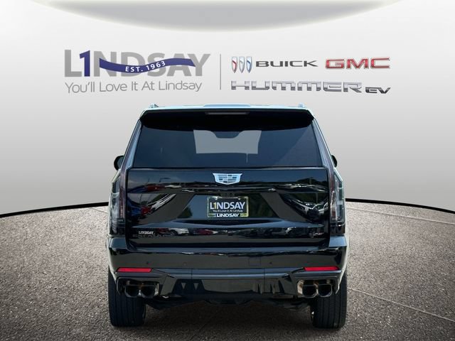 Used 2026 Cadillac Escalade V w/ LPO, ONYX Package AWD/4WD image 4