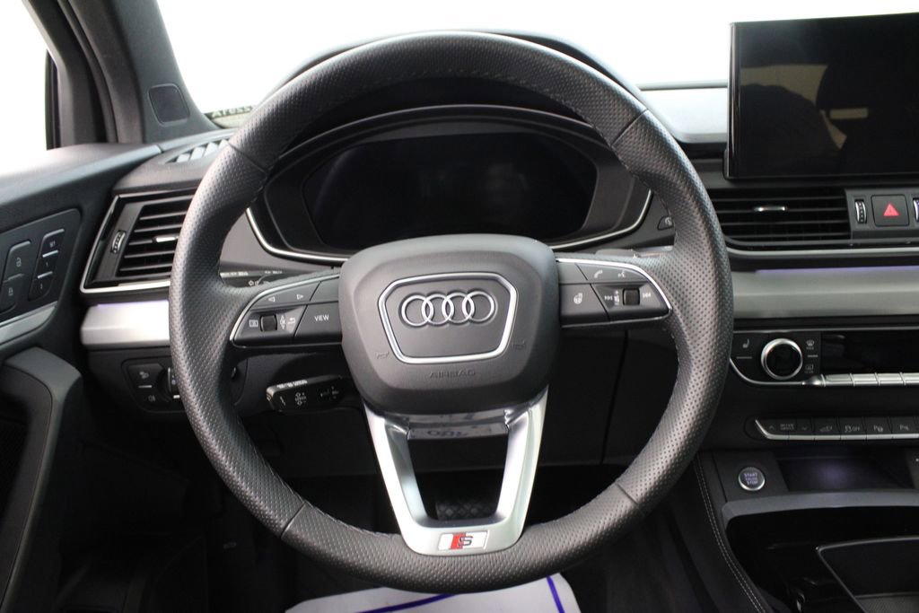 Certified 2024 Audi Q5 e Prestige image 24