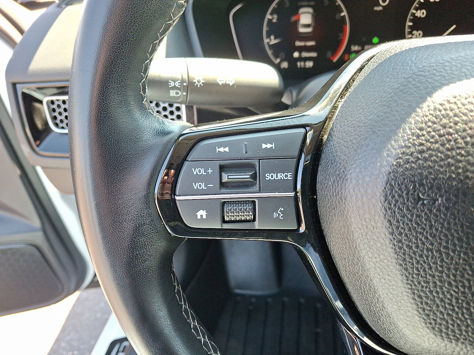 Used 2022 Honda Civic EX image 21