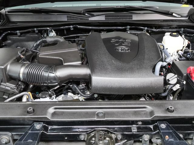 Used 2023 Toyota Tacoma TRD Off-Road w/ TRD Premium Off Road Package AWD/4WD image 13
