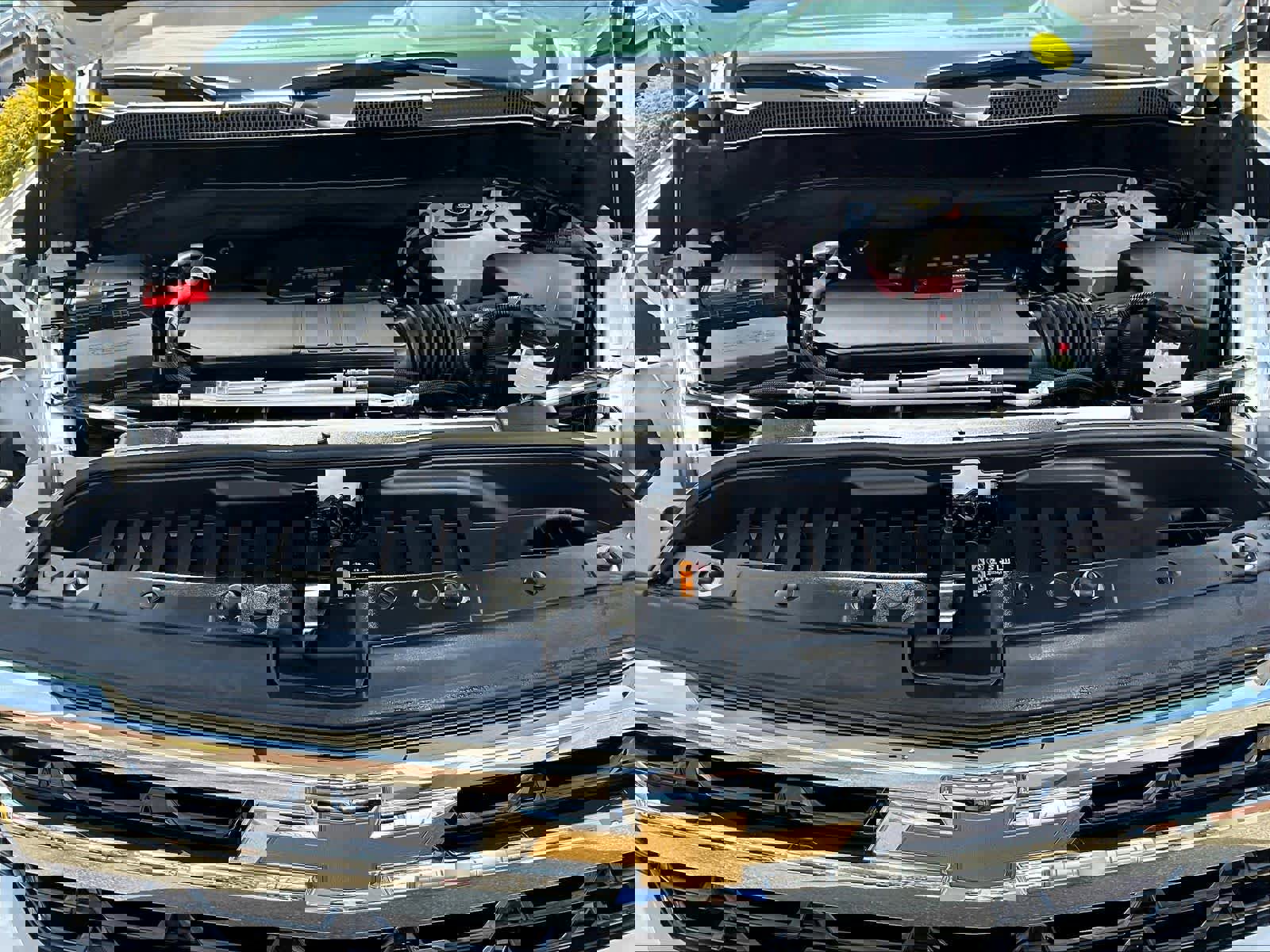 Used 2023 Chevrolet Silverado 1500 LT AWD/4WD image 28