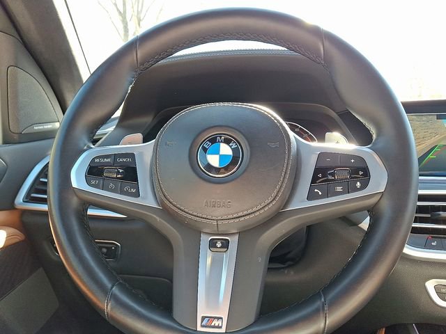 Used 2022 BMW X7 xDrive40i w/ M Sport Package image 21