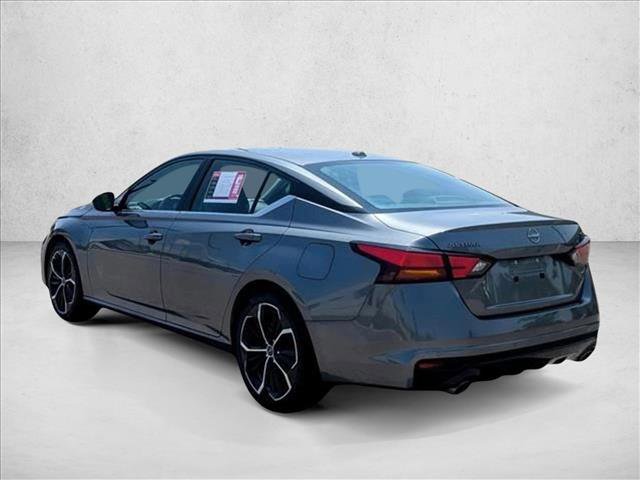 Used 2023 Nissan Altima 2.5 SR image 3