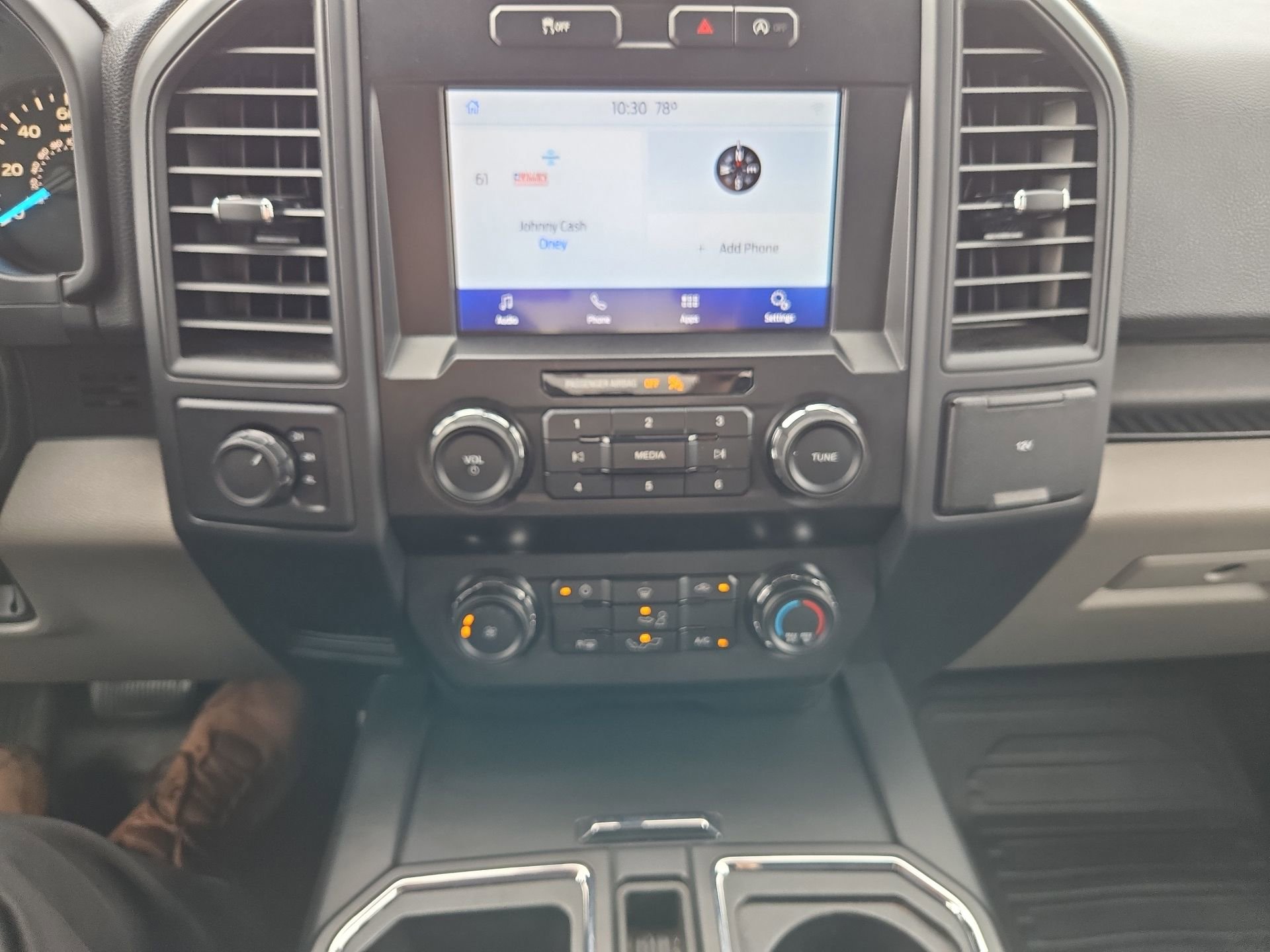 Used 2020 Ford F150 XL w/ Equipment Group 101A Mid AWD/4WD image 4