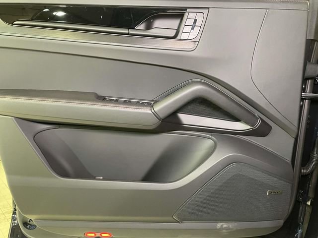 New 2026 Porsche Cayenne GTS image 35