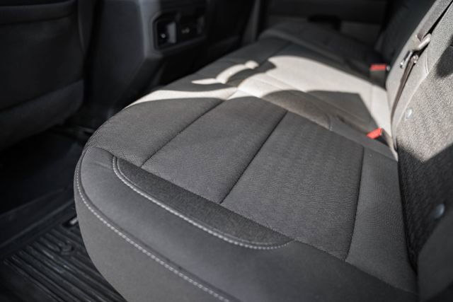 Used 2023 Chevrolet Silverado 1500 LT image 32