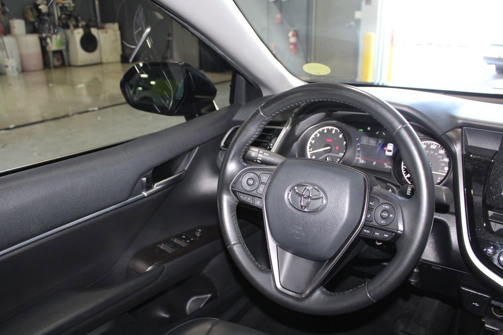 Used 2024 Toyota Camry SE AWD/4WD image 21