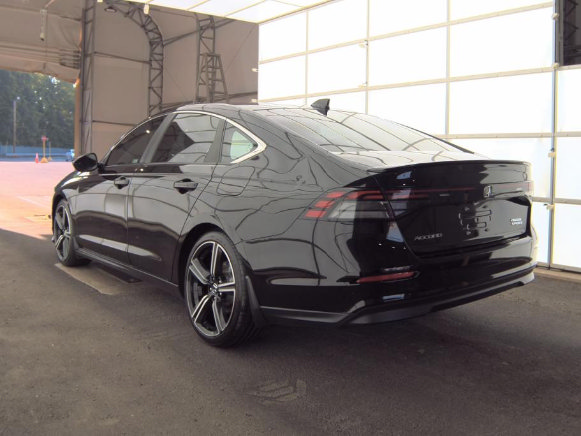 Used 2024 Honda Accord Sport image 5