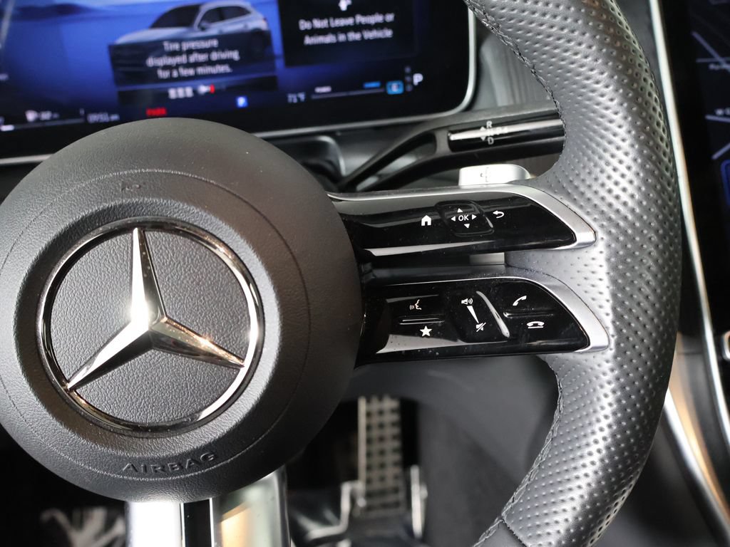 Used 2024 Mercedes-Benz GLC 300 4MATIC w/ AMG Line image 41
