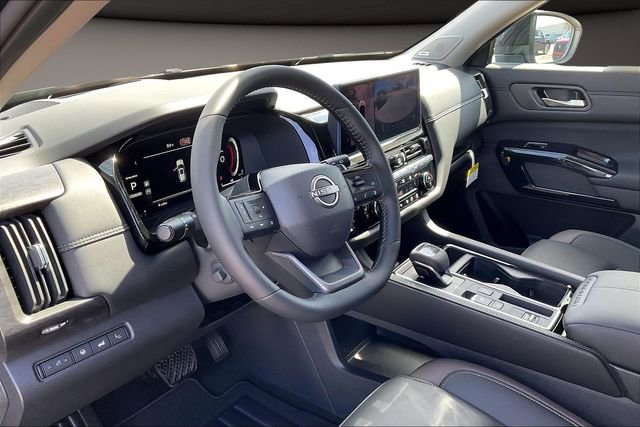 New 2026 Nissan Pathfinder Platinum image 7